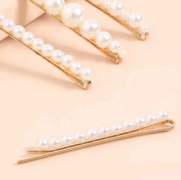 Faux Pearl Hairclips - Picture 3 of 3